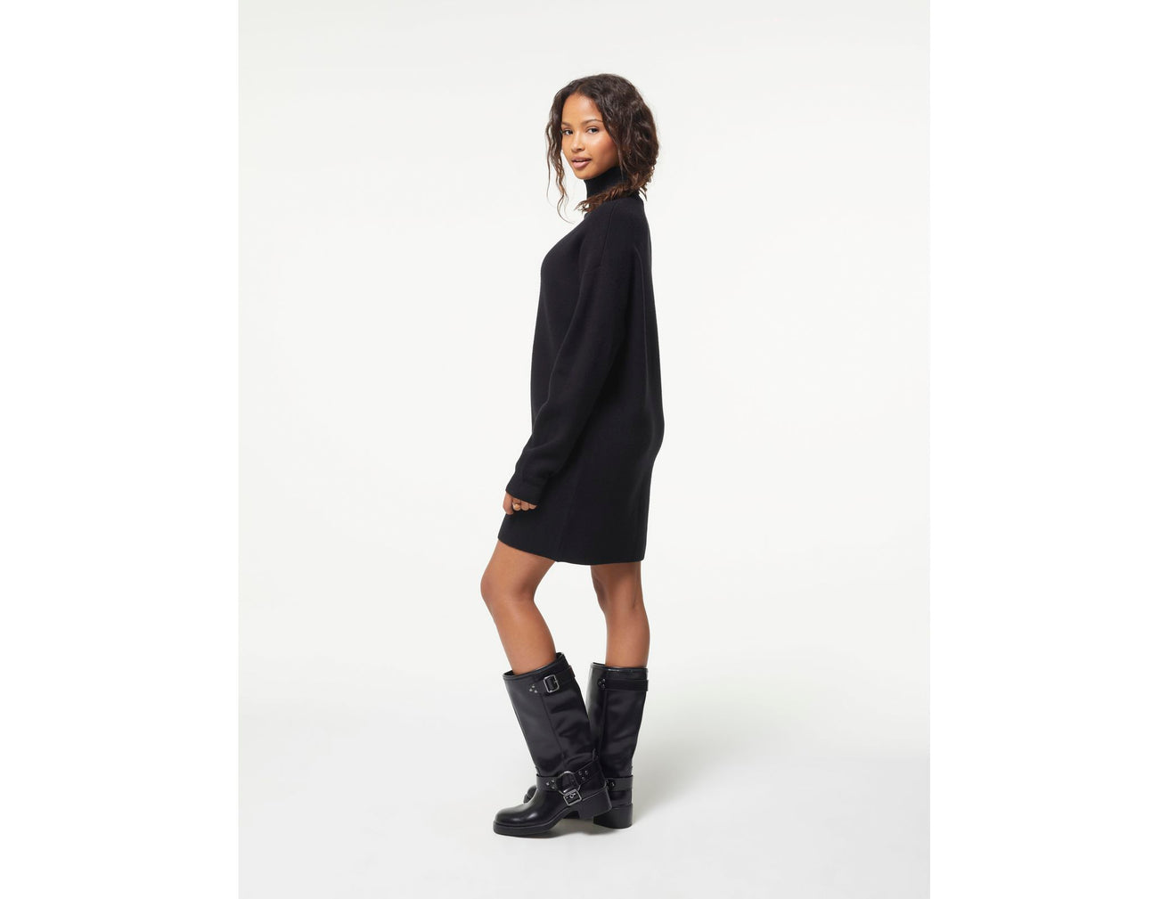 Robe pull noire - Image 3