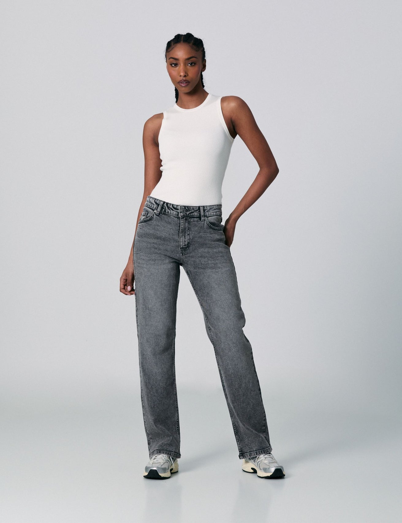 Jean straight gris - Image 1
