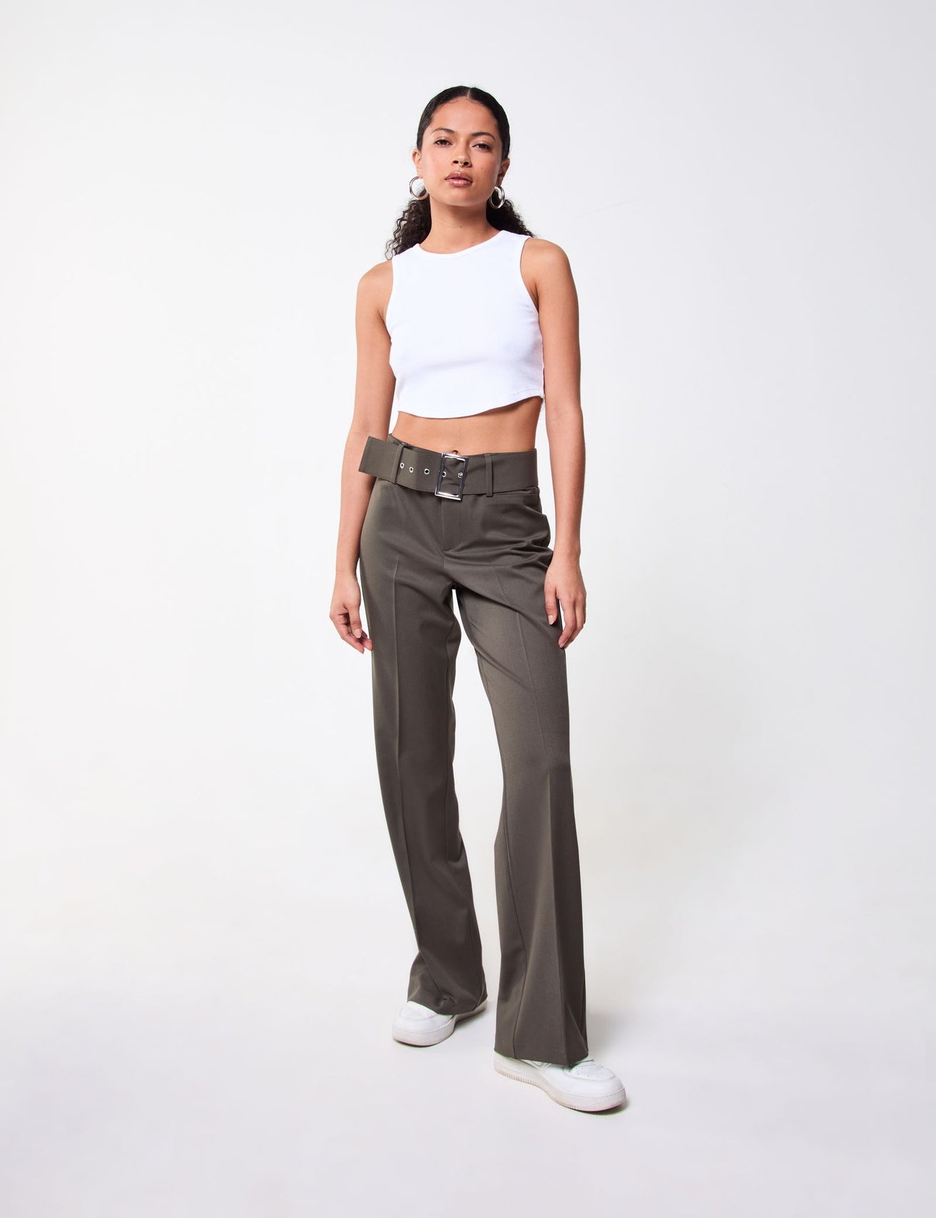 Pantalon de tailleur coupe flare kaki - Image 1
