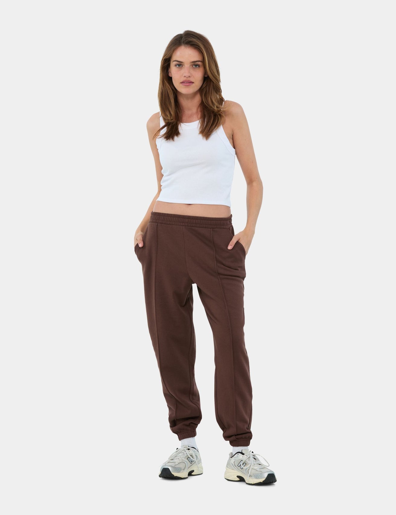 Jogging marron foncé - Image 1