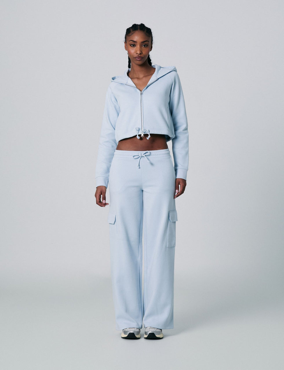 Jogging cargo bleu ciel
