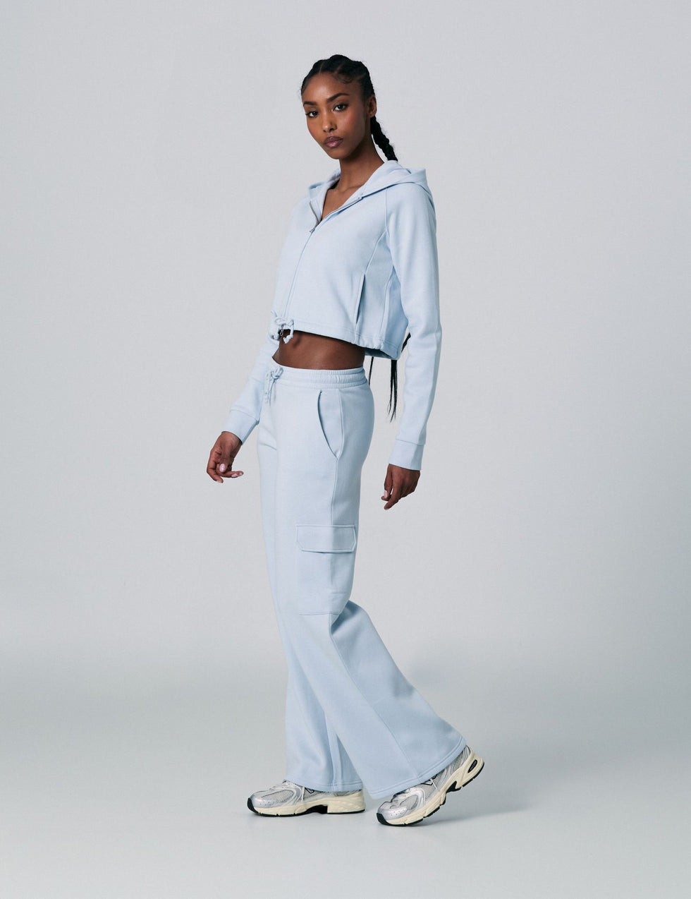 Jogging cargo bleu ciel
