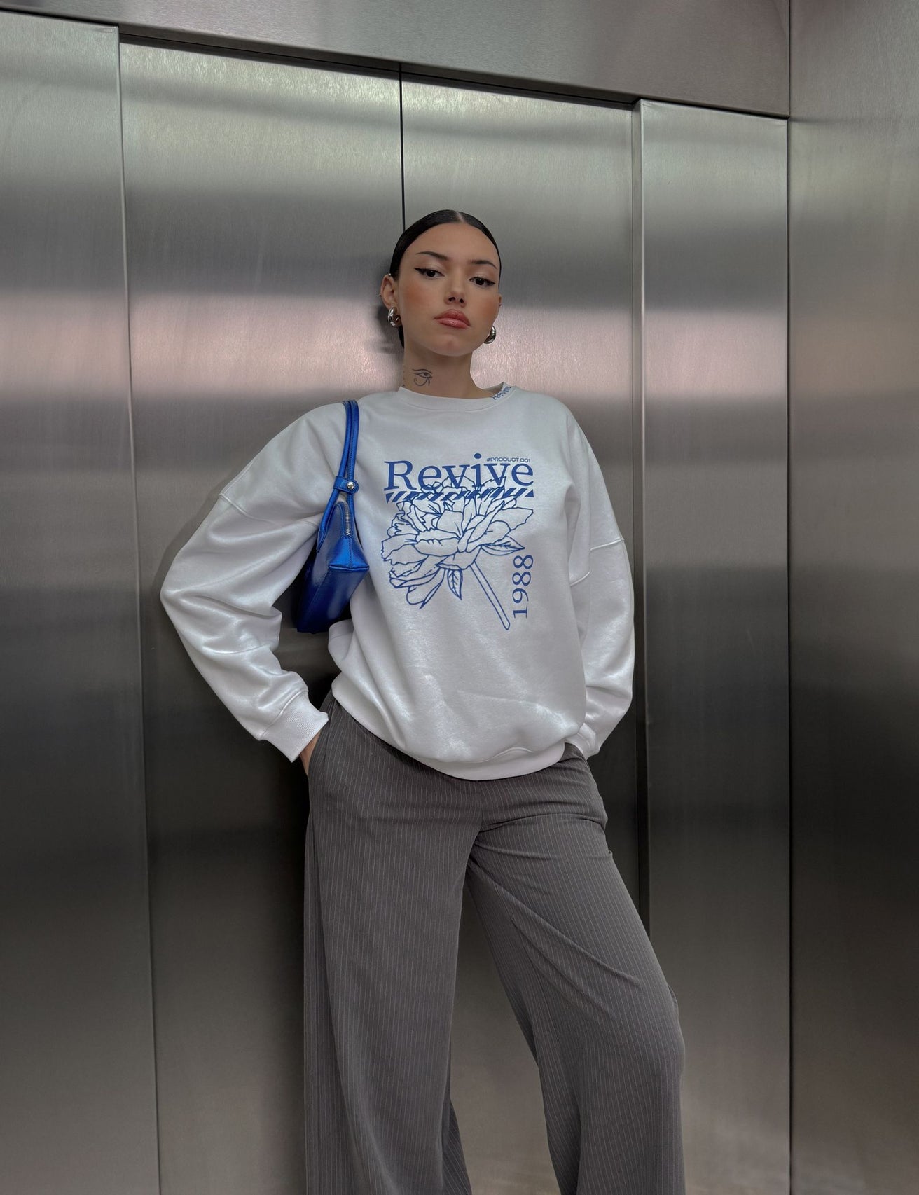 Sweat Oversize à message blanc - Image 1
