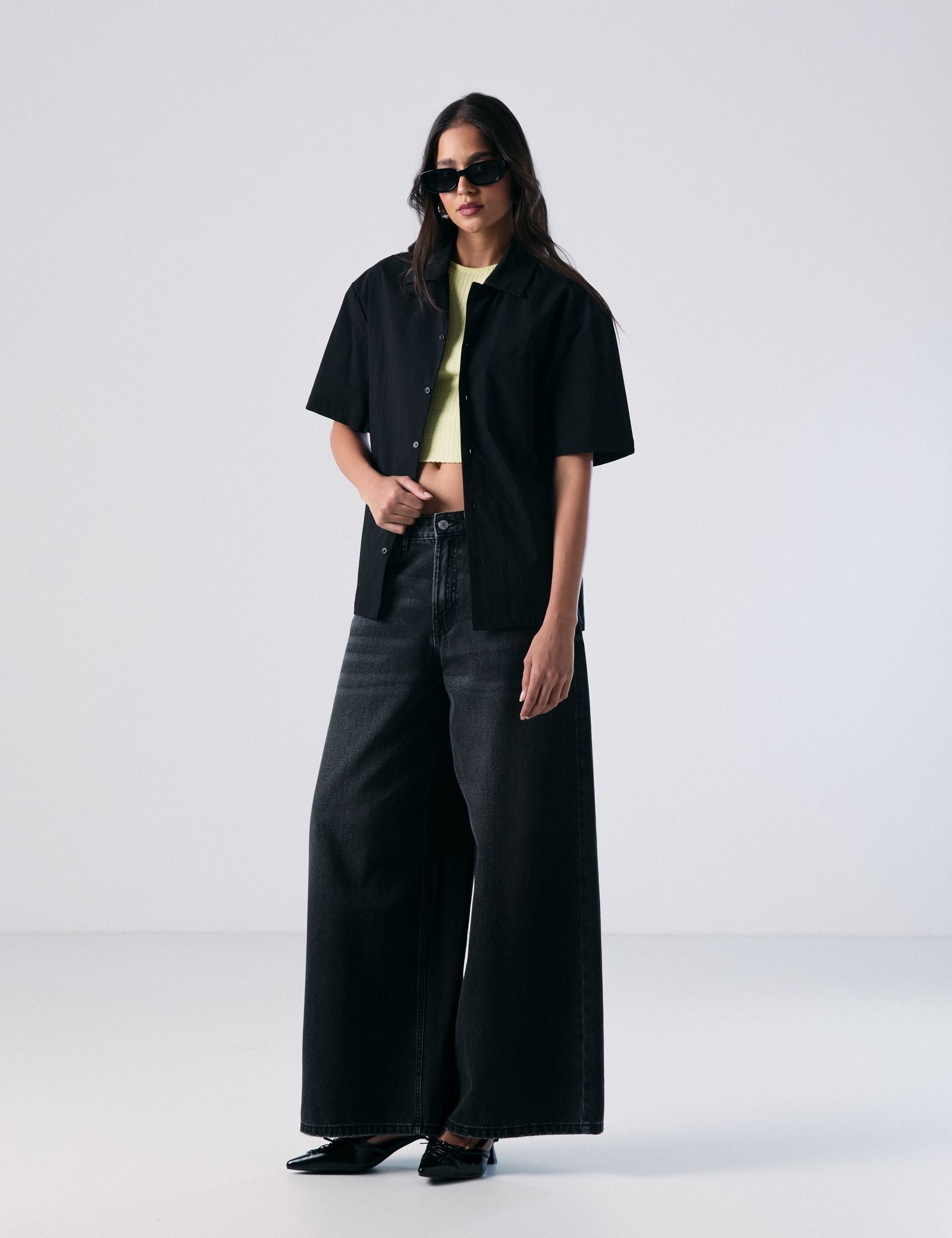 Chemise oversize manches courtes noire