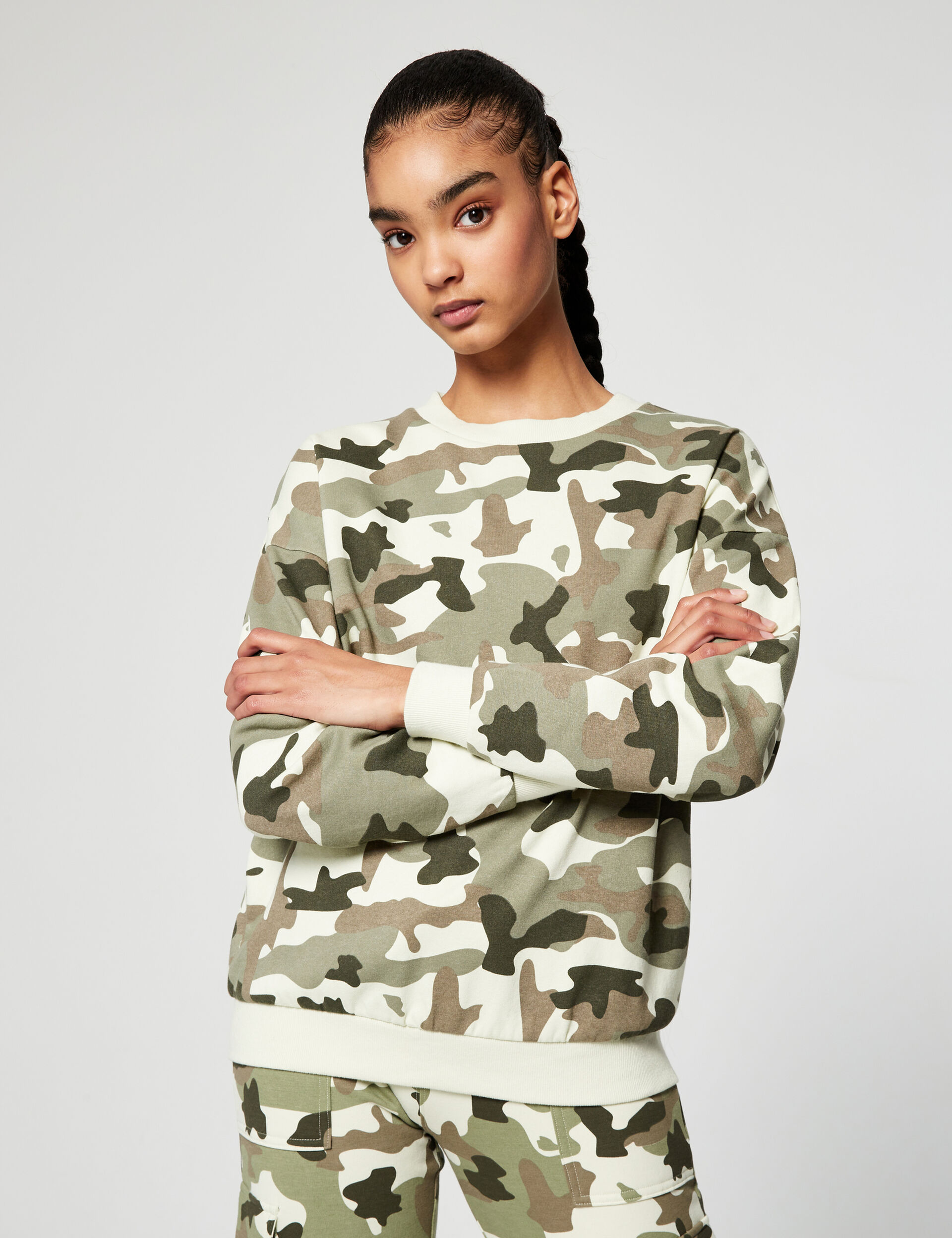Basic camouflage sweatshirt