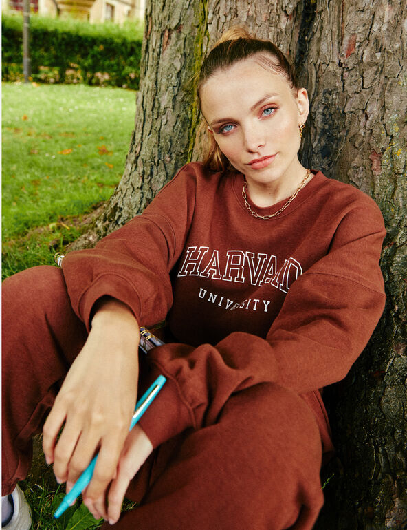 Harvard sweatshirt teen