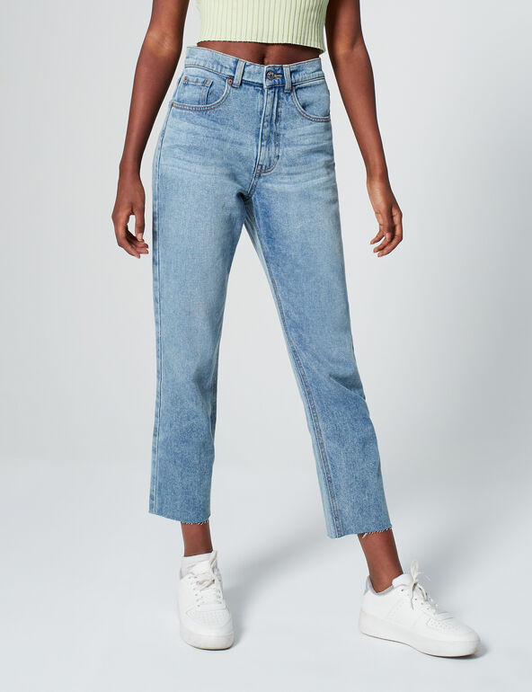 High-waisted slim-fit mum jeans woman