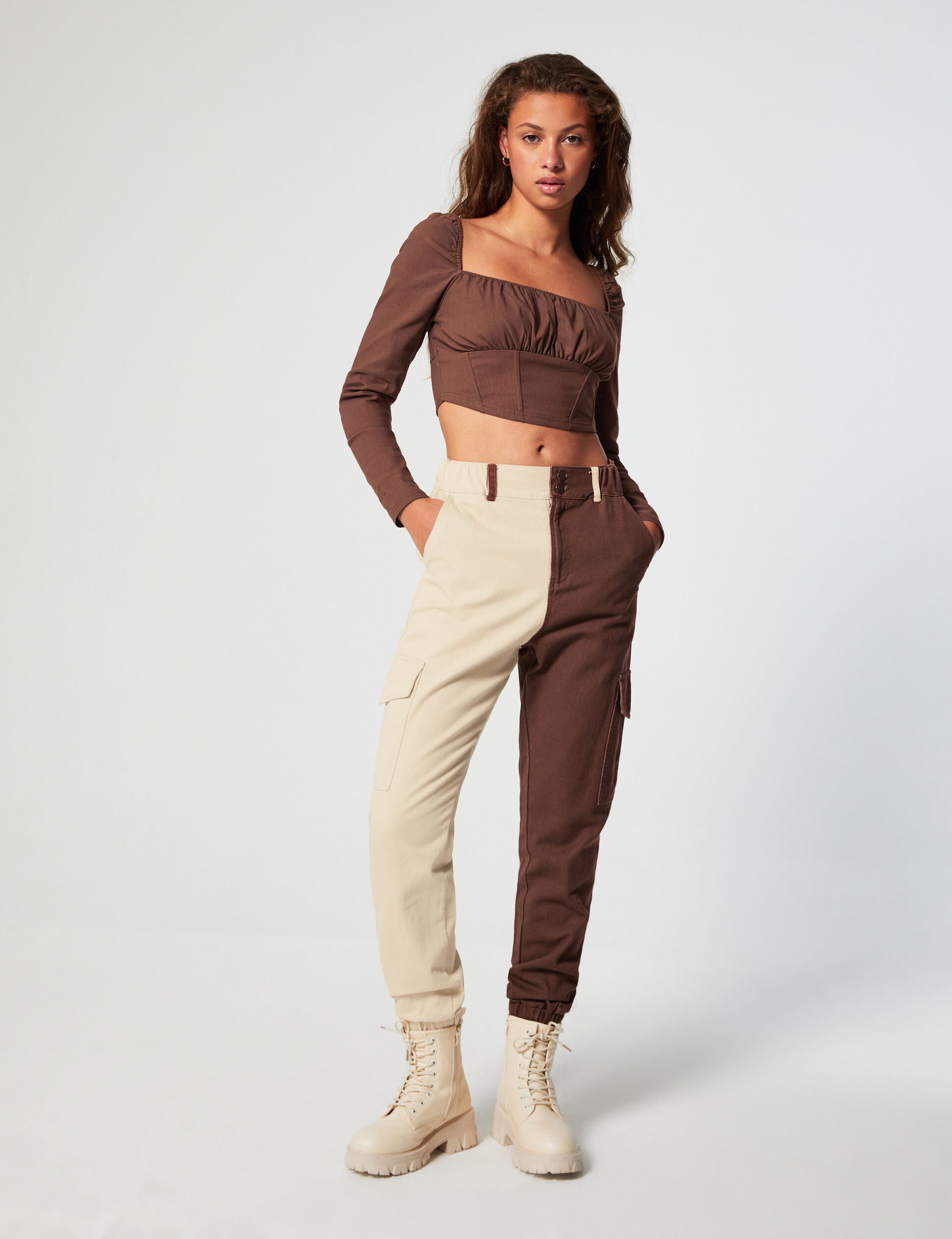 Two-tone cargo trousers