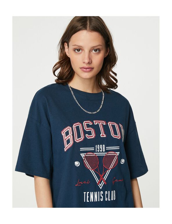 Boston oversized T-shirt girl