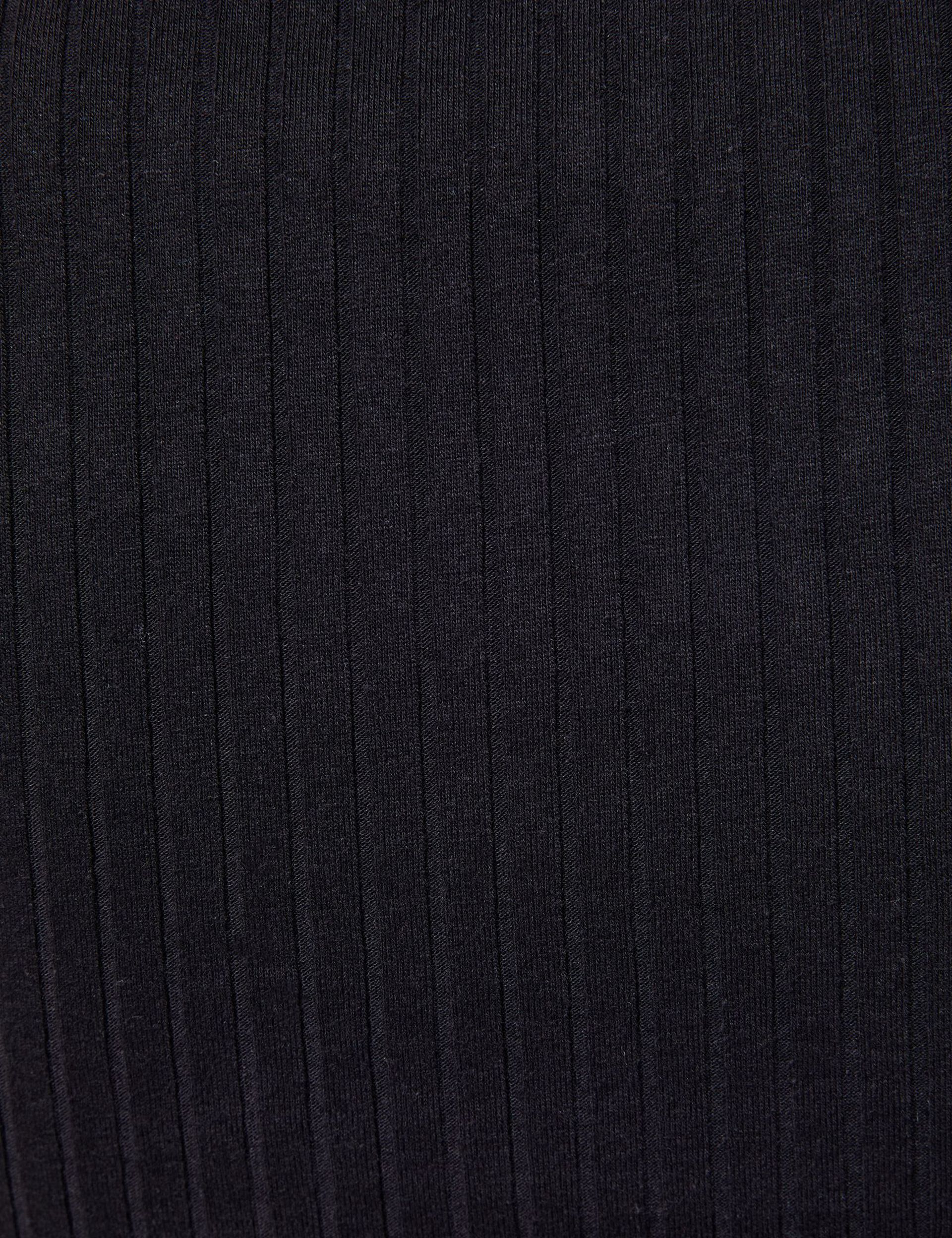 Tee-shirt côtelé style polo noir