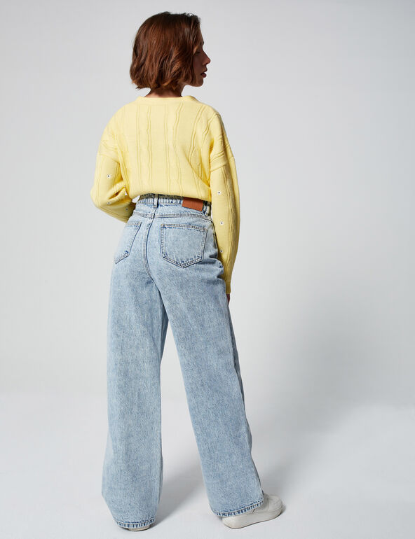 High-waisted dad jeans girl