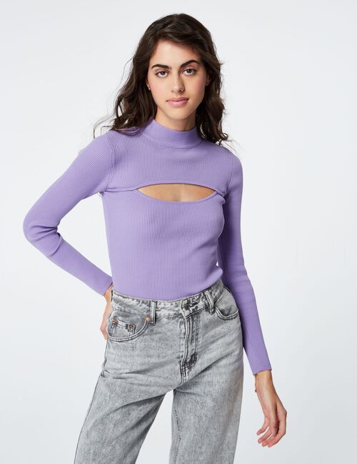 Ribbed jumper with cutout