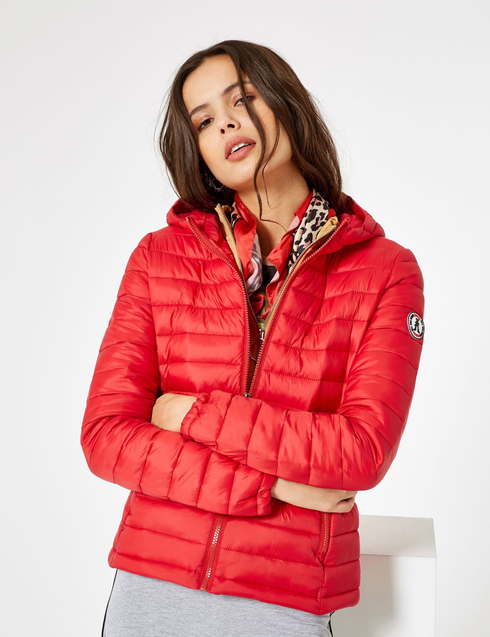 Red lightweight padded jacket woman • Jennyfer