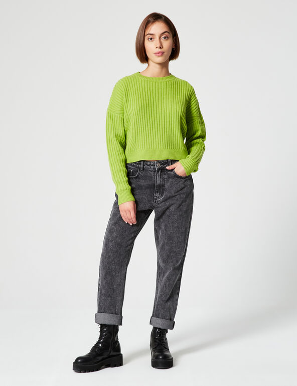 Oversized cropped jumper woman