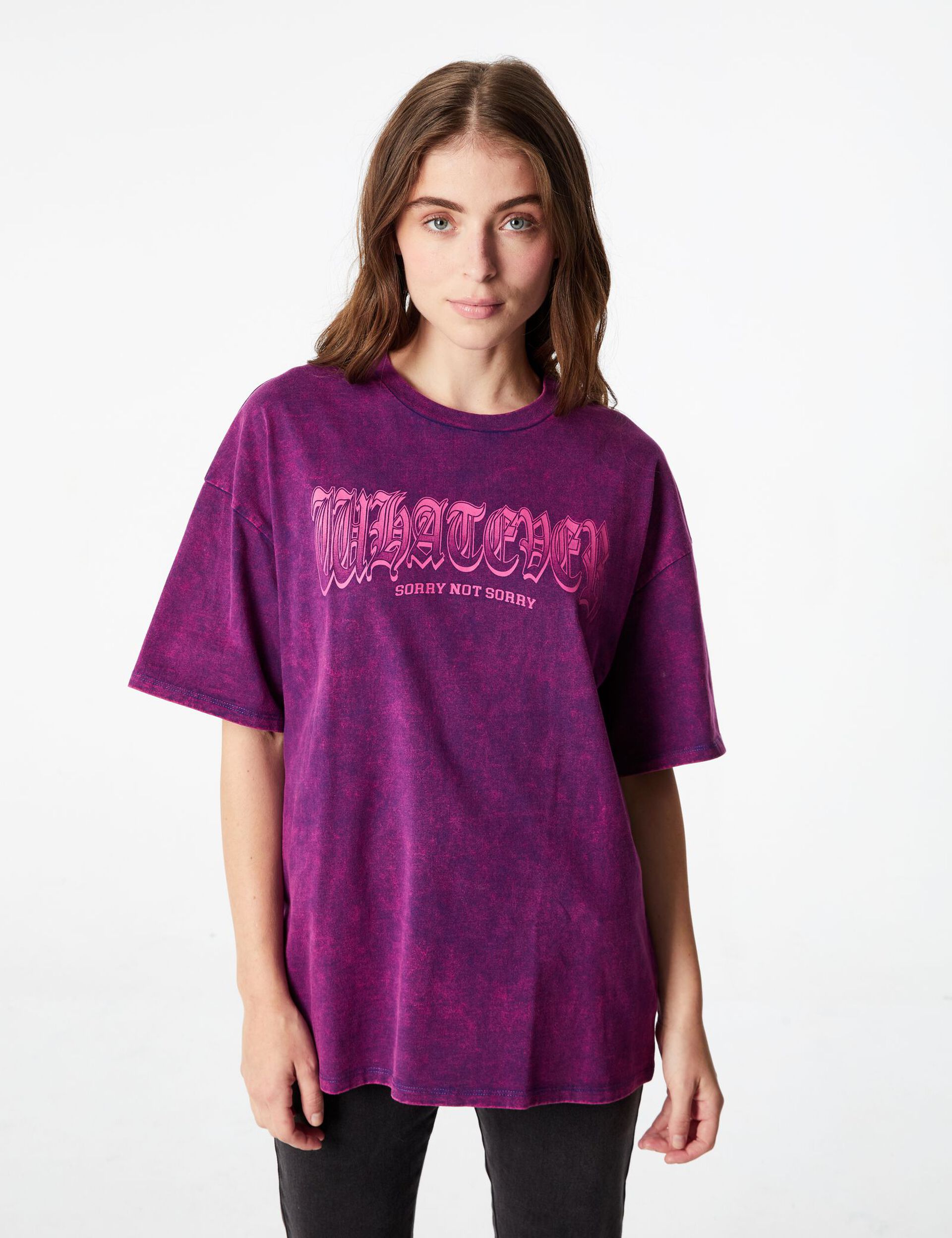 Tee-shirt violet oversize à messages