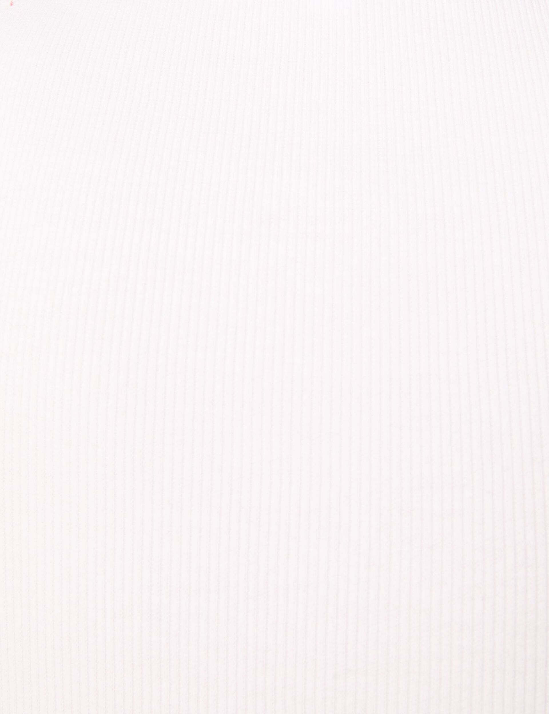 Tee-shirt blanc avec découpes sur les manches