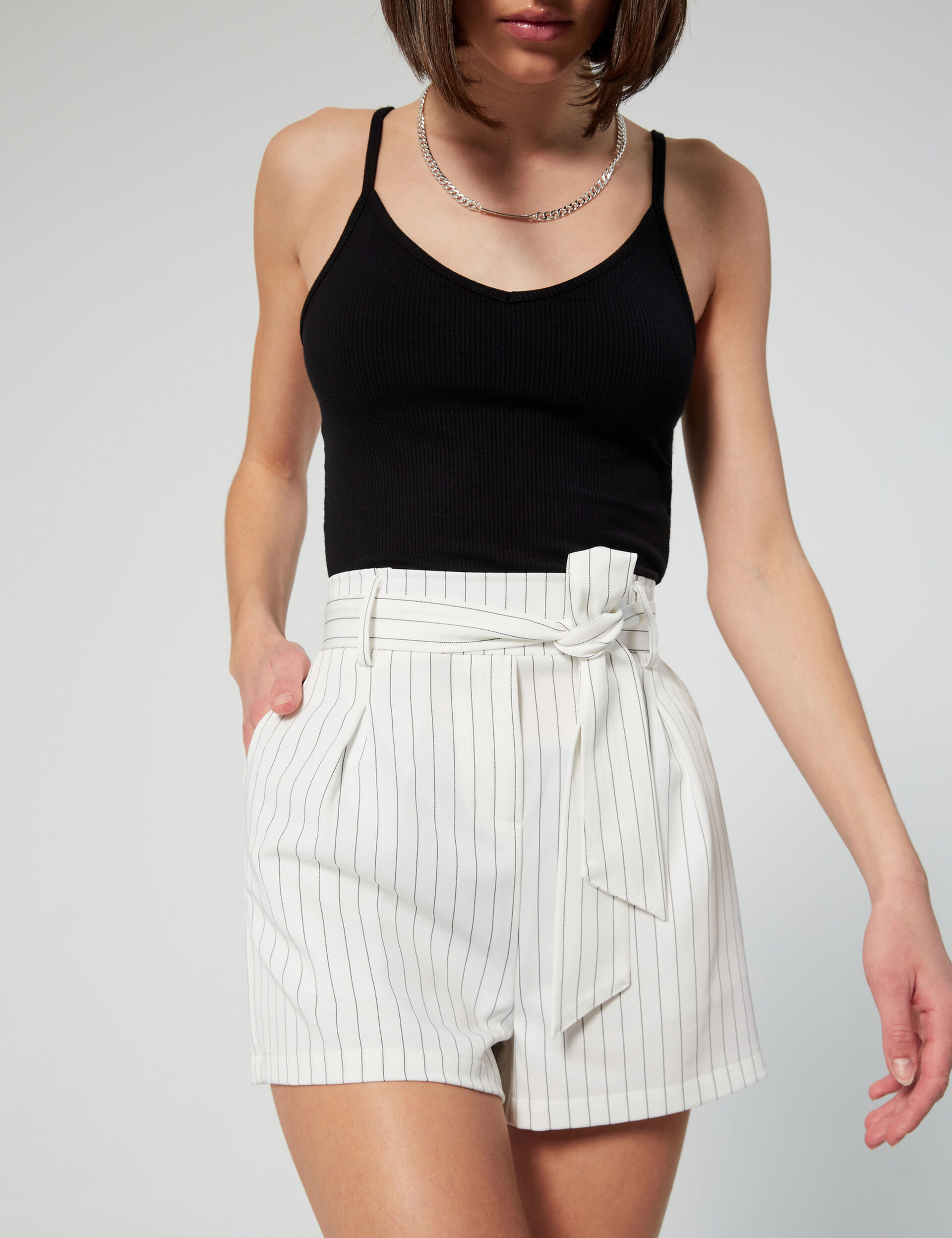 High-wasted striped shorts