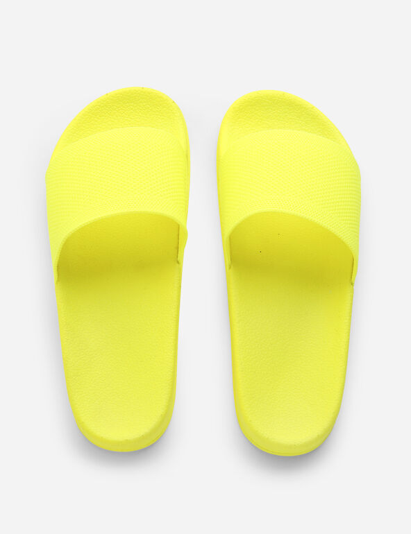 Beach sandals