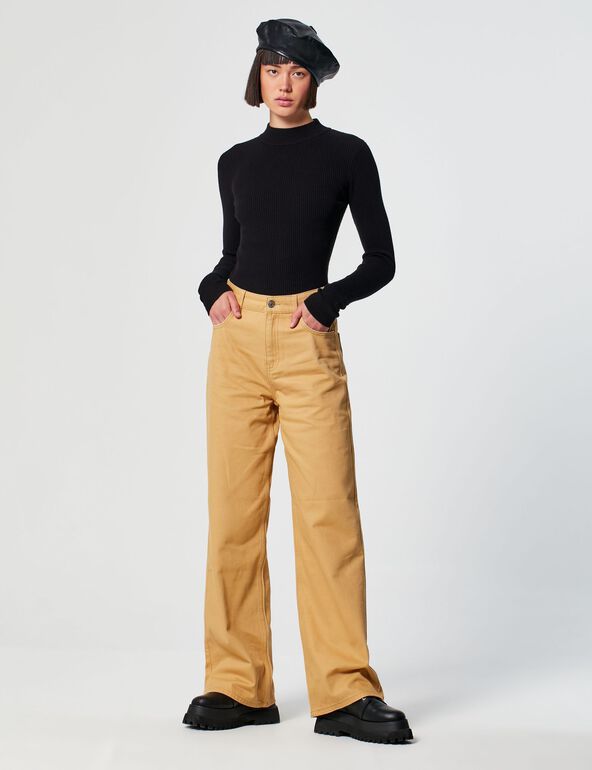 High-necked ribbed jumper woman