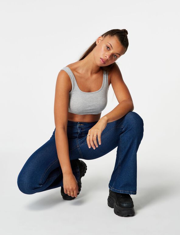 High-waisted flared jeans woman