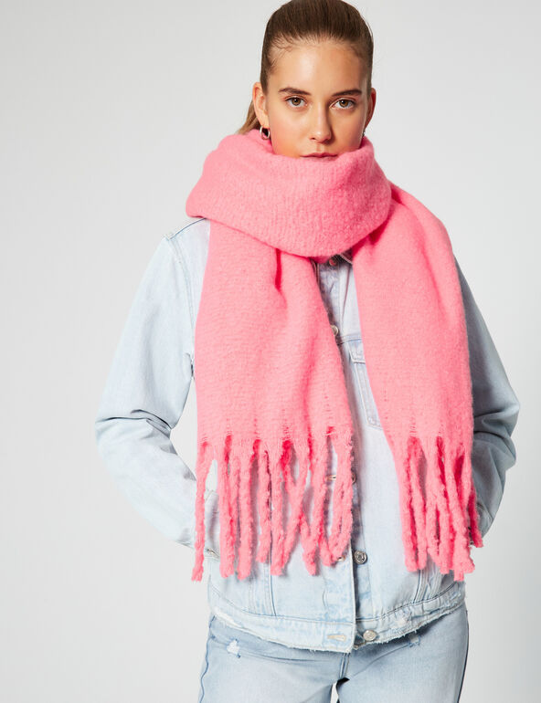 Plaid scarf teen