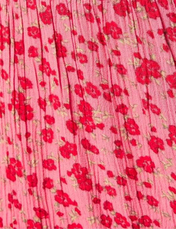 Robe rose à volants