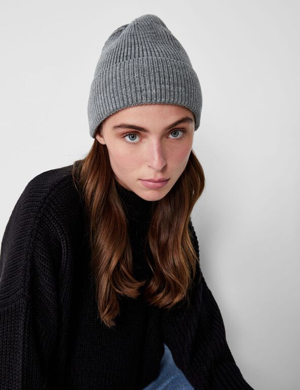 Ribbed beanie with turn-up teen