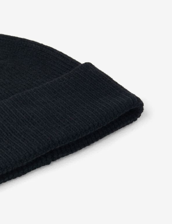 Ribbed beanie with turn-up