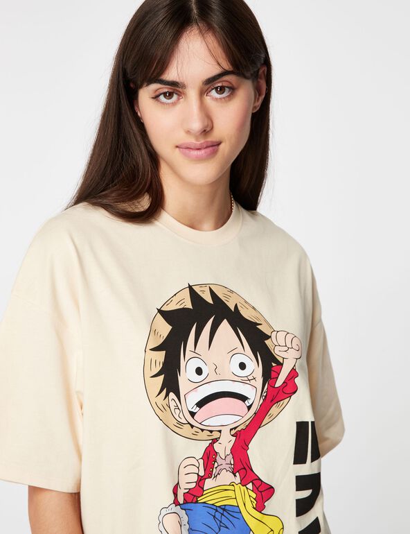 One Piece oversized T-shirt girl